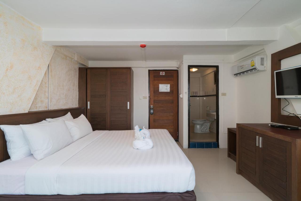 Destination Patong Hotell Exteriör bild