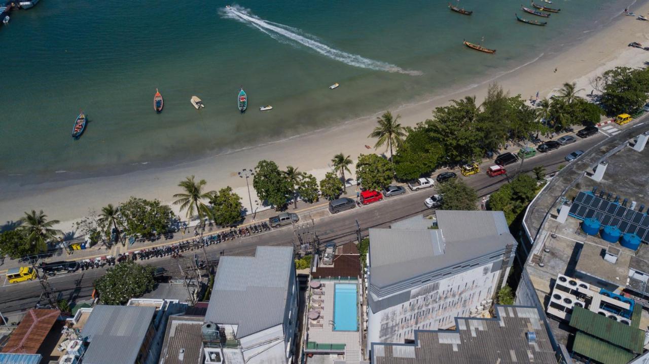 Destination Patong Hotell Exteriör bild
